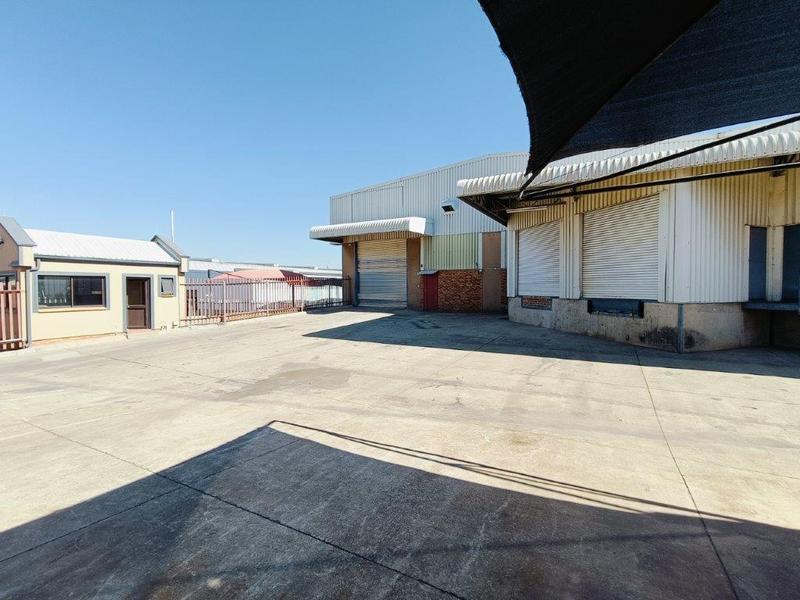 To Let commercial Property for Rent in Randjespark Gauteng