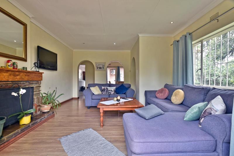 3 Bedroom Property for Sale in Brackendowns Gauteng