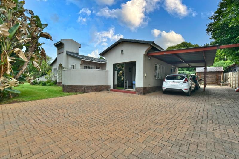 3 Bedroom Property for Sale in Brackendowns Gauteng