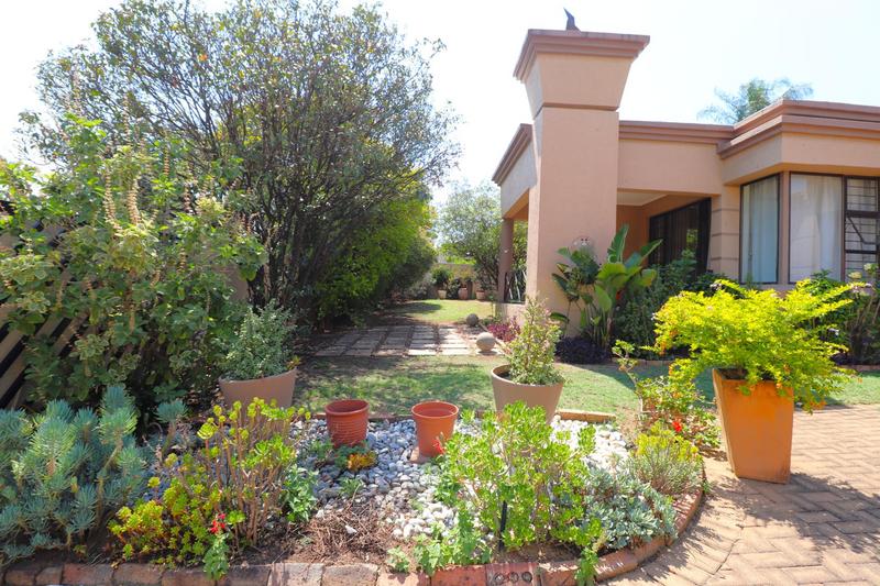 2 Bedroom Property for Sale in Noordhang Gauteng