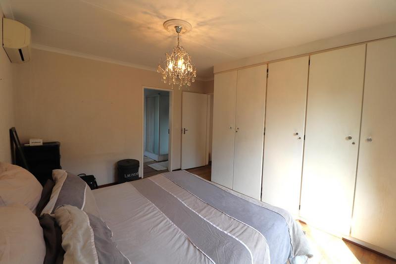 2 Bedroom Property for Sale in Noordhang Gauteng