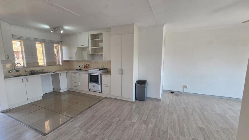 2 Bedroom Property for Sale in Doornpoort Gauteng