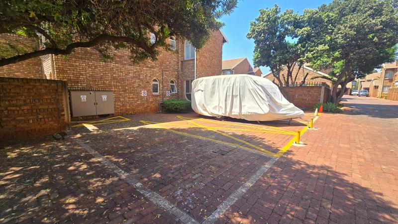 2 Bedroom Property for Sale in Doornpoort Gauteng