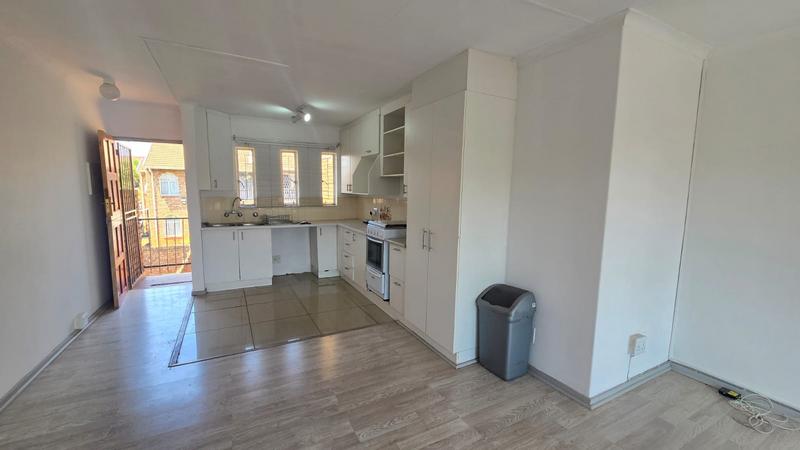 2 Bedroom Property for Sale in Doornpoort Gauteng