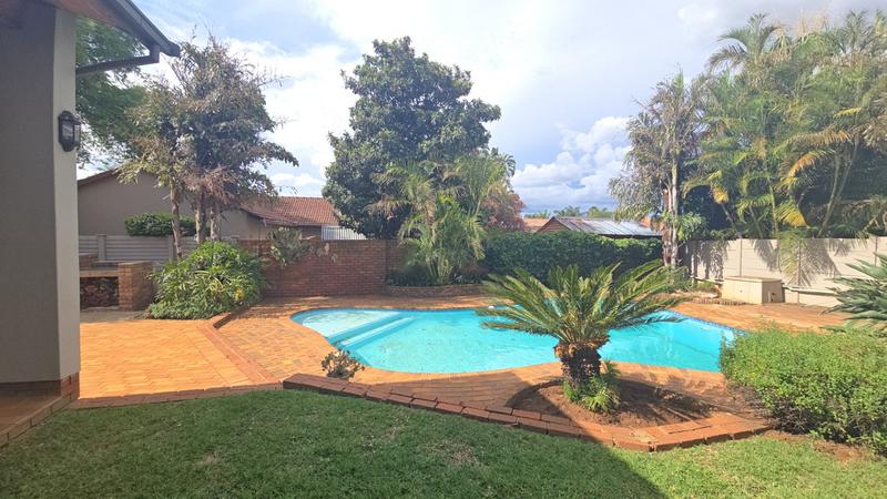 4 Bedroom Property for Sale in Magalieskruin Gauteng