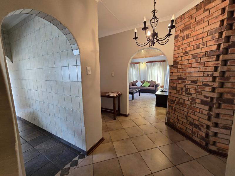 4 Bedroom Property for Sale in Magalieskruin Gauteng