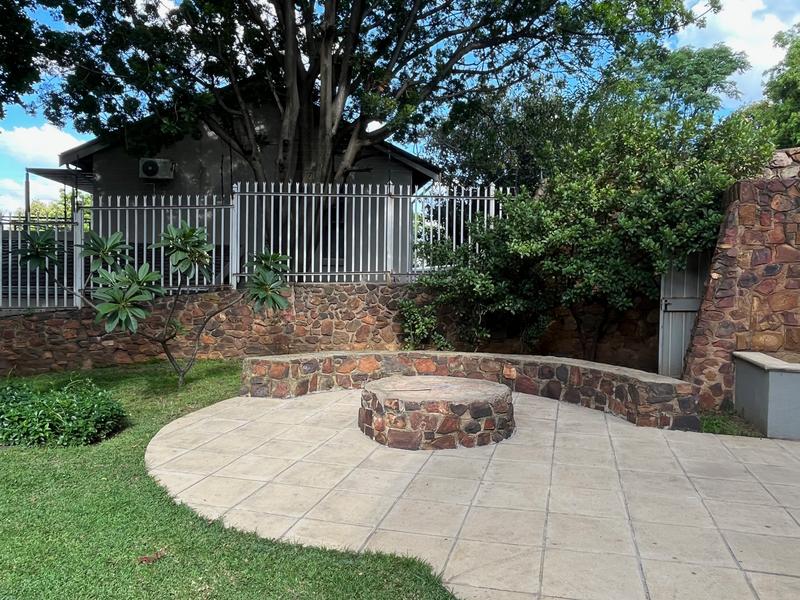 To Let 4 Bedroom Property for Rent in Groenkloof Gauteng