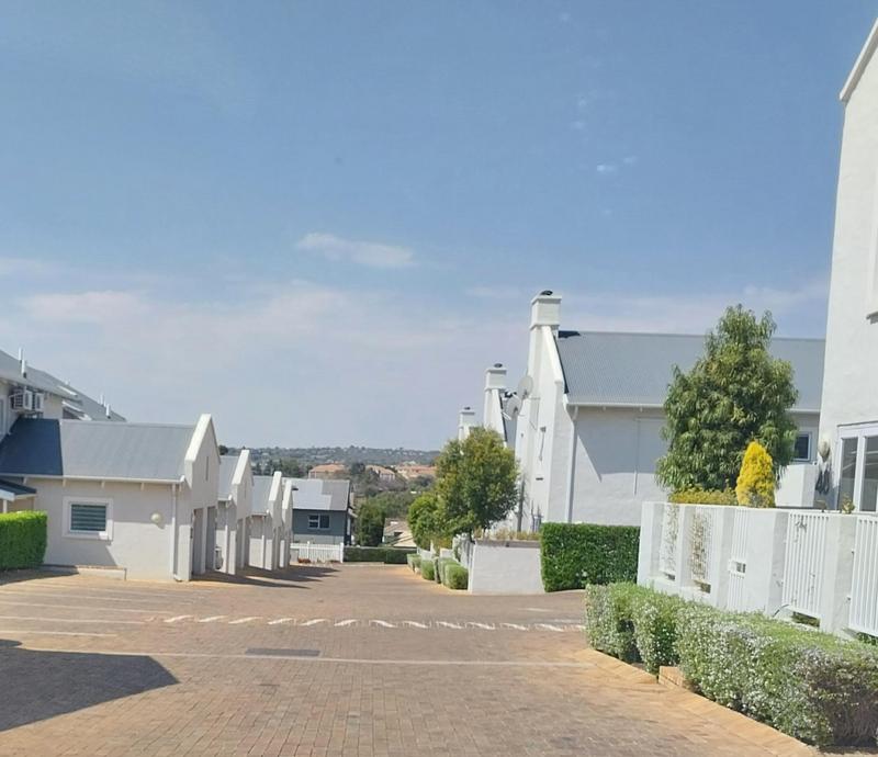 2 Bedroom Property for Sale in Petervale Gauteng