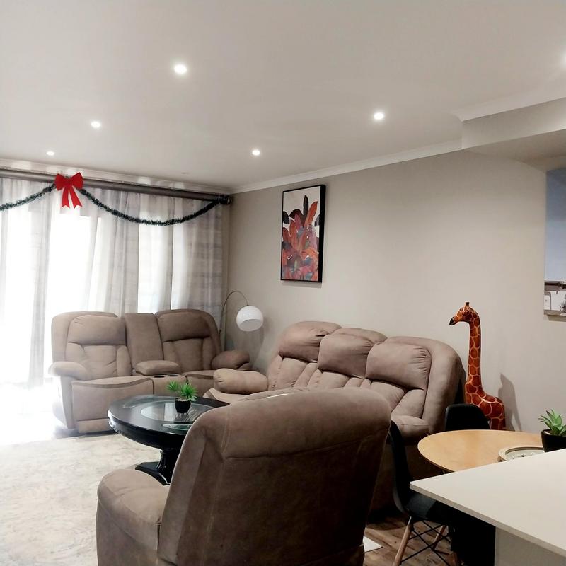 2 Bedroom Property for Sale in Petervale Gauteng