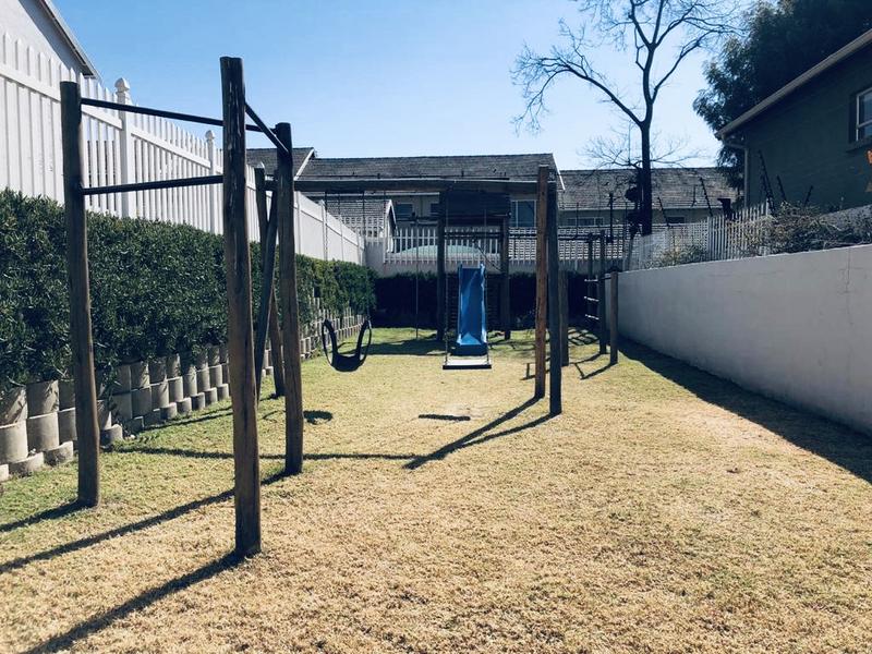 2 Bedroom Property for Sale in Petervale Gauteng