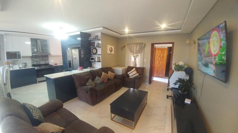 3 Bedroom Property for Sale in Amandasig Gauteng