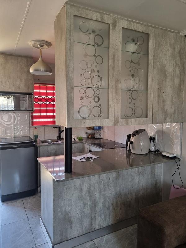 3 Bedroom Property for Sale in Chantelle Gauteng