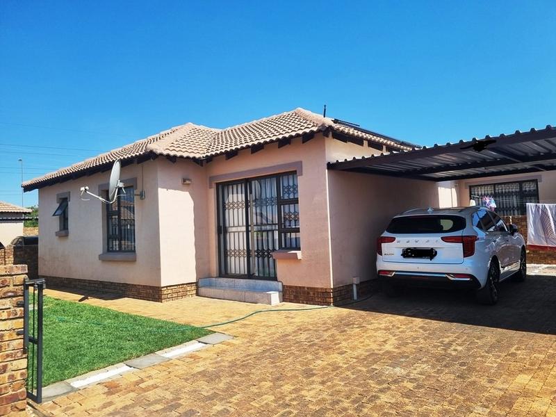 3 Bedroom Property for Sale in Chantelle Gauteng