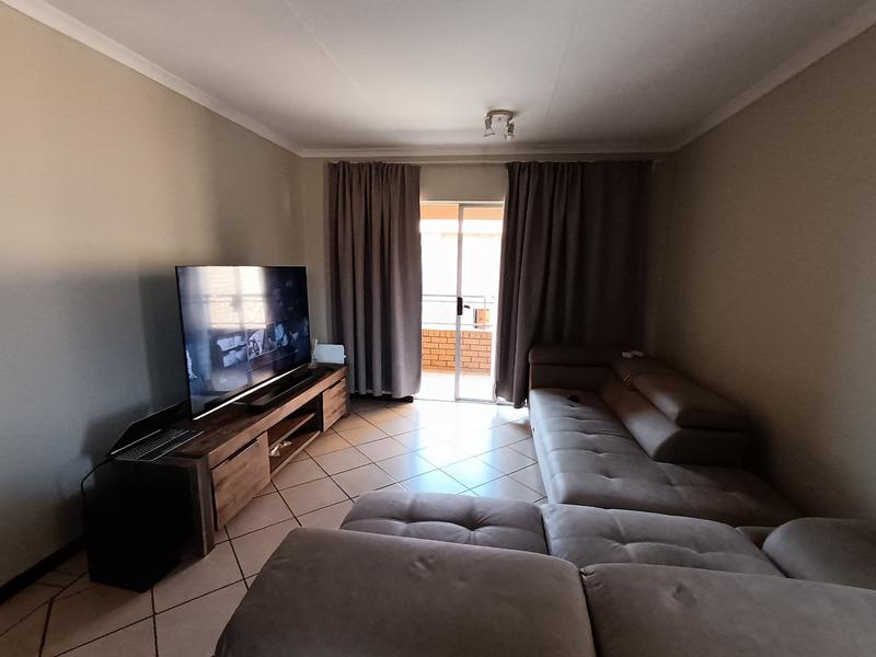 2 Bedroom Property for Sale in Karenpark Gauteng