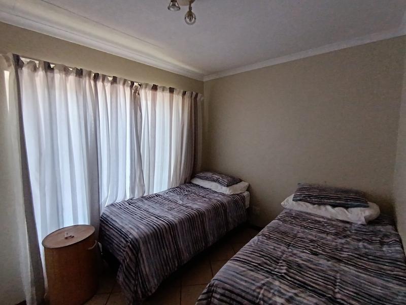 2 Bedroom Property for Sale in Karenpark Gauteng