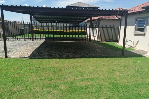 3 Bedroom Property for Sale in Karenpark Gauteng