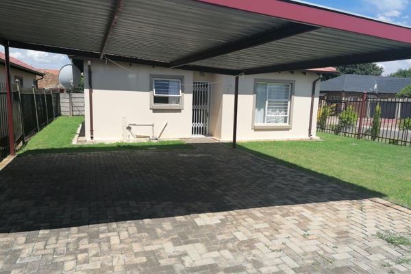 3 Bedroom Property for Sale in Karenpark Gauteng