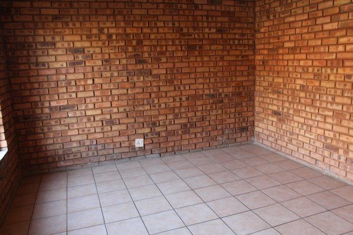 3 Bedroom Property for Sale in Karenpark Gauteng