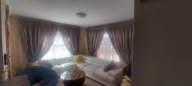 3 Bedroom Property for Sale in The Orchards Gauteng