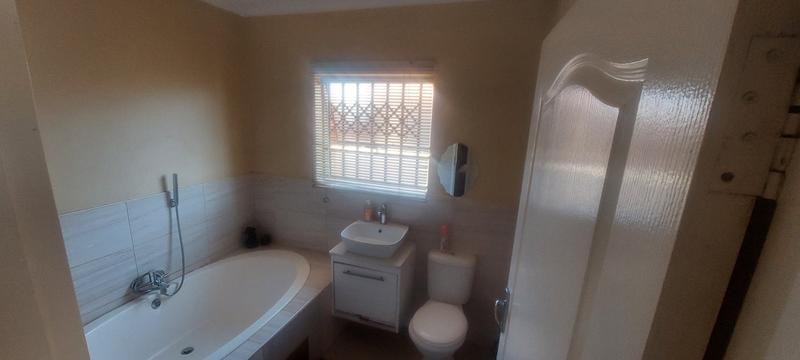 3 Bedroom Property for Sale in The Orchards Gauteng