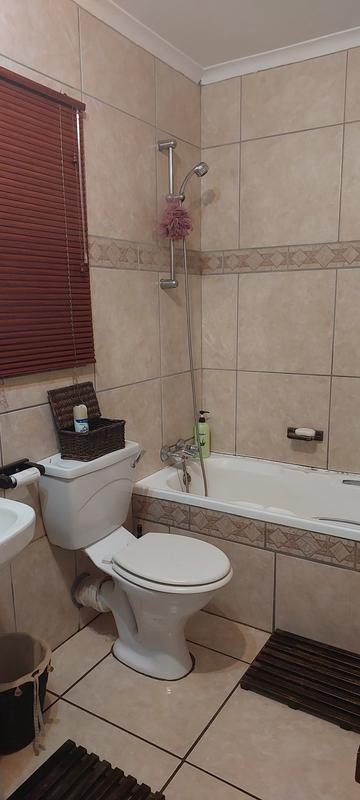 1 Bedroom Property for Sale in The Orchards Gauteng