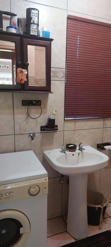 1 Bedroom Property for Sale in The Orchards Gauteng