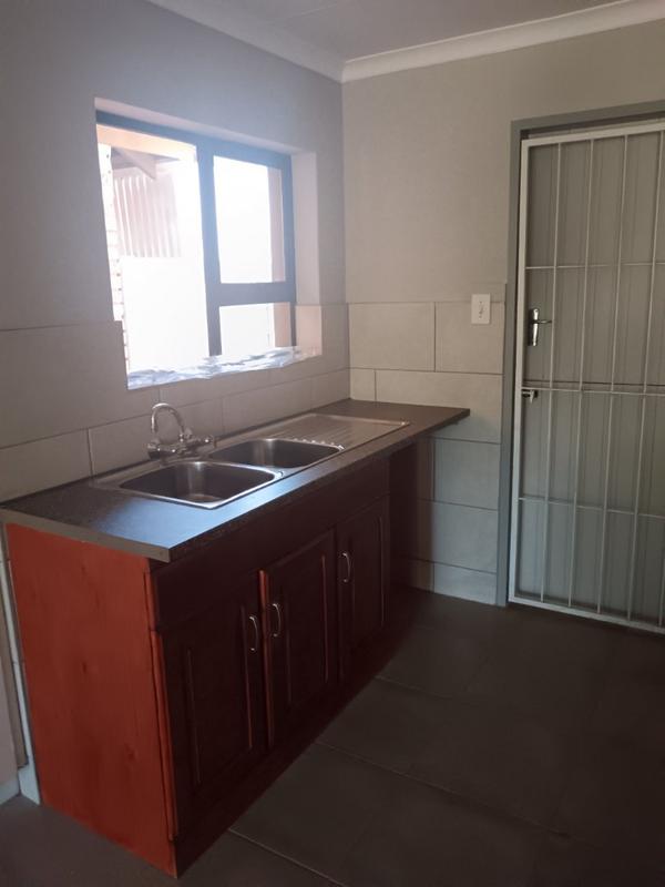 2 Bedroom Property for Sale in Theresa Park Gauteng