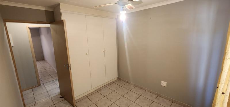 2 Bedroom Property for Sale in Theresa Park Gauteng