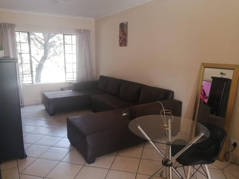 2 Bedroom Property for Sale in Tileba Gauteng