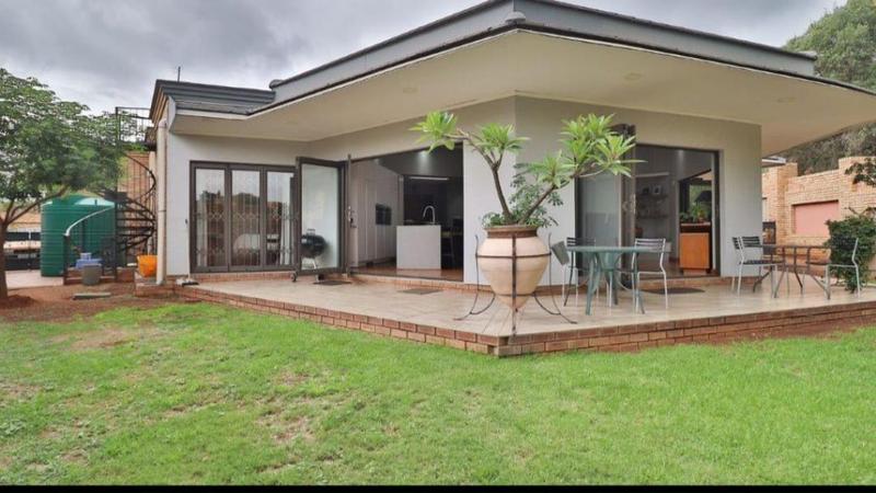 3 Bedroom Property for Sale in Alberante Gauteng