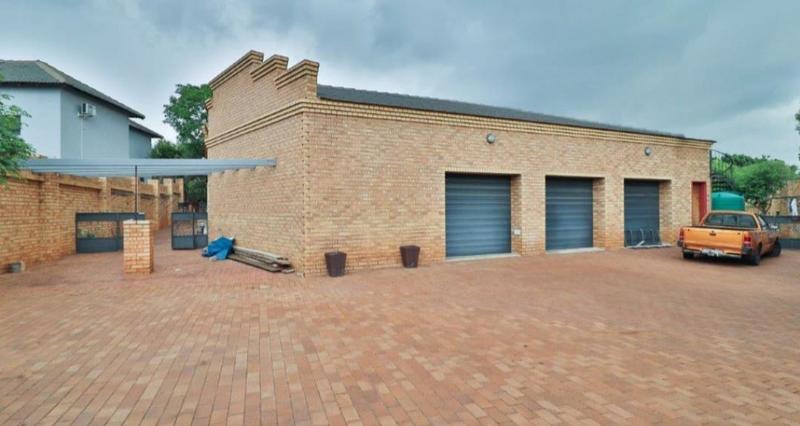 3 Bedroom Property for Sale in Alberante Gauteng