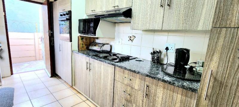 3 Bedroom Property for Sale in Brackendowns Gauteng