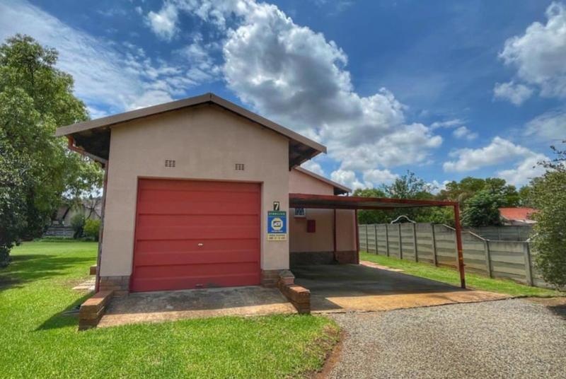 3 Bedroom Property for Sale in Brackendowns Gauteng