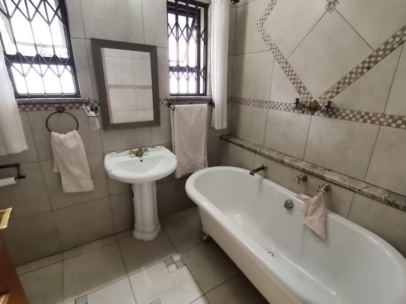 3 Bedroom Property for Sale in Vanderbijlpark SW 5 Gauteng