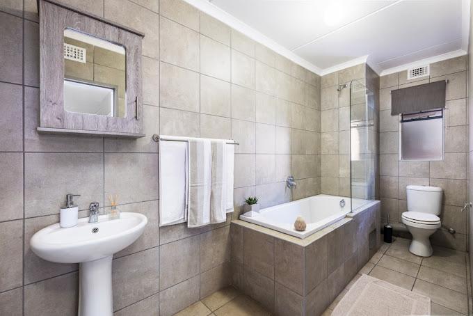 2 Bedroom Property for Sale in Heuweloord Gauteng