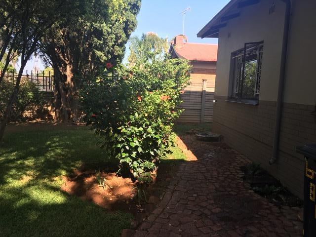 To Let 3 Bedroom Property for Rent in Mountain View Gauteng