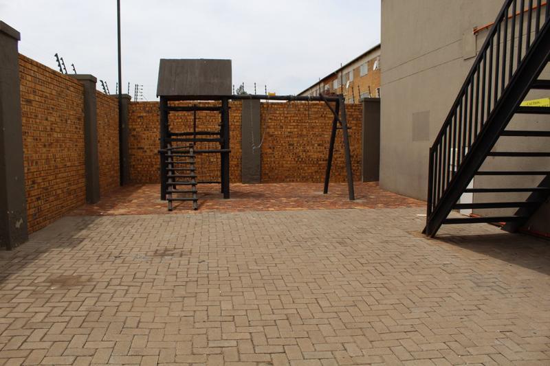 To Let 2 Bedroom Property for Rent in Vanderbijlpark CW 5 Gauteng