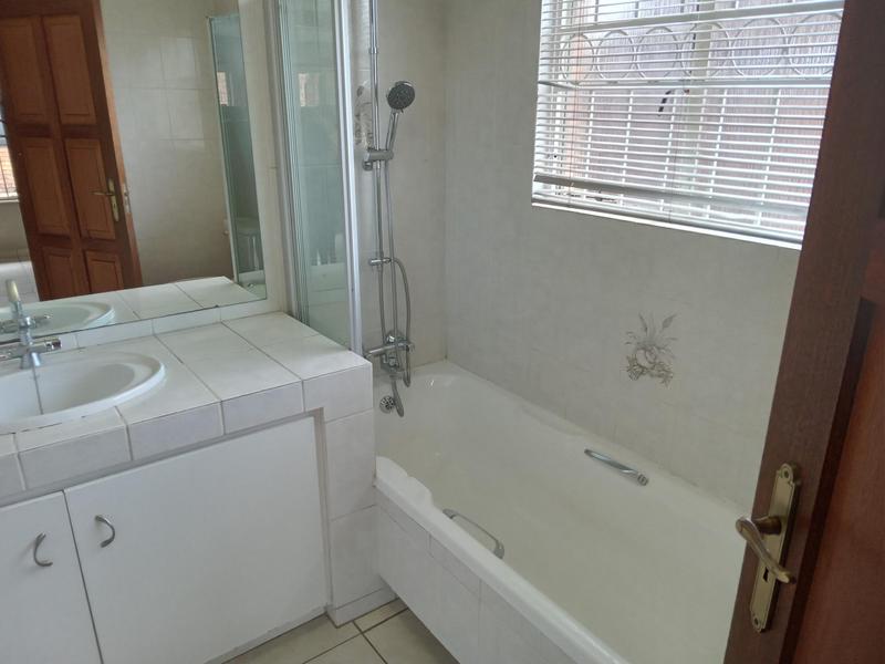 3 Bedroom Property for Sale in Eden Glen Gauteng