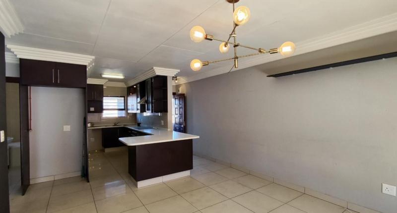 2 Bedroom Property for Sale in Ravenswood Gauteng