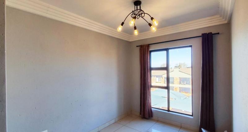 2 Bedroom Property for Sale in Ravenswood Gauteng