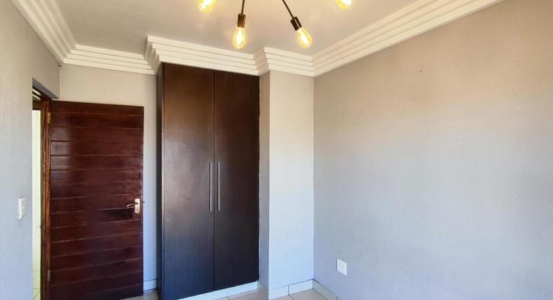 2 Bedroom Property for Sale in Ravenswood Gauteng