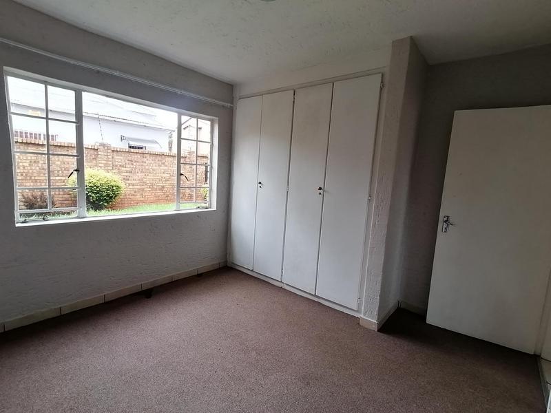 To Let 2 Bedroom Property for Rent in Kenleaf Gauteng