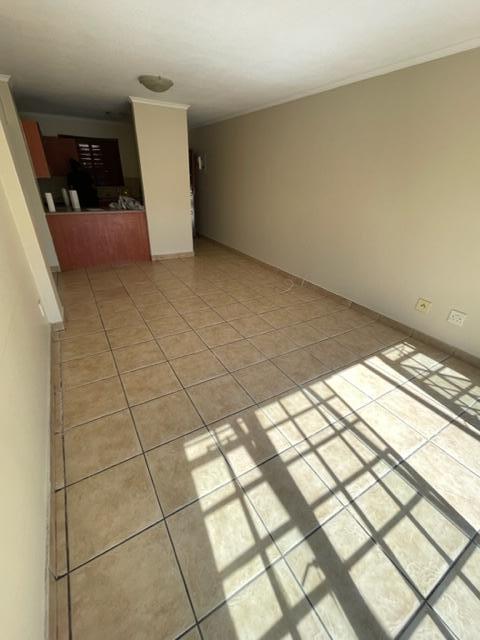 To Let 2 Bedroom Property for Rent in Castleview Gauteng