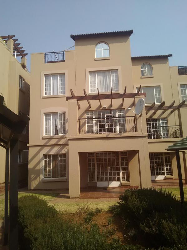 To Let 2 Bedroom Property for Rent in Castleview Gauteng