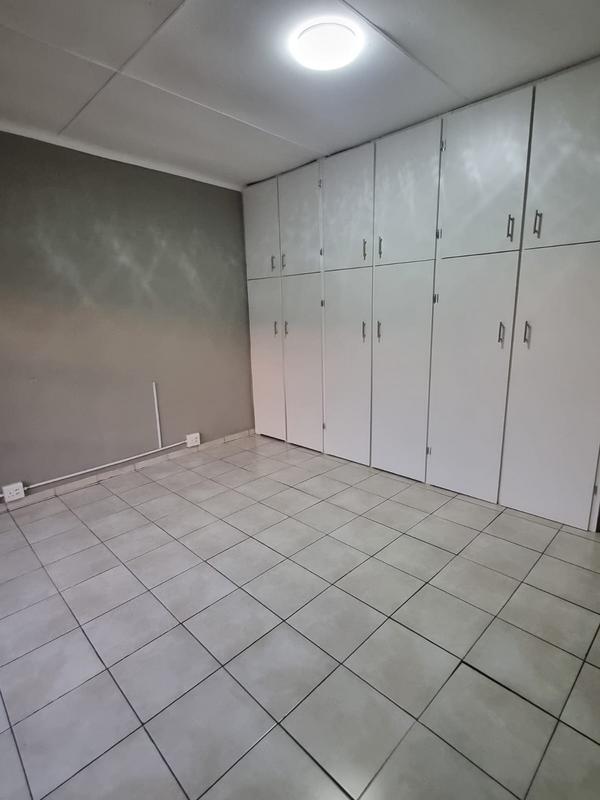 To Let 3 Bedroom Property for Rent in Roodia Gauteng