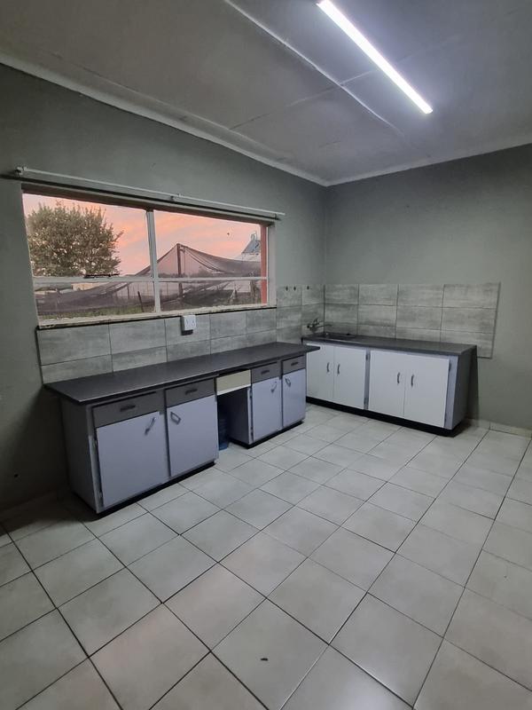 To Let 3 Bedroom Property for Rent in Roodia Gauteng