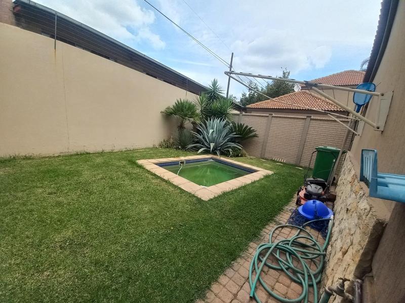 3 Bedroom Property for Sale in Sylviavale Gauteng