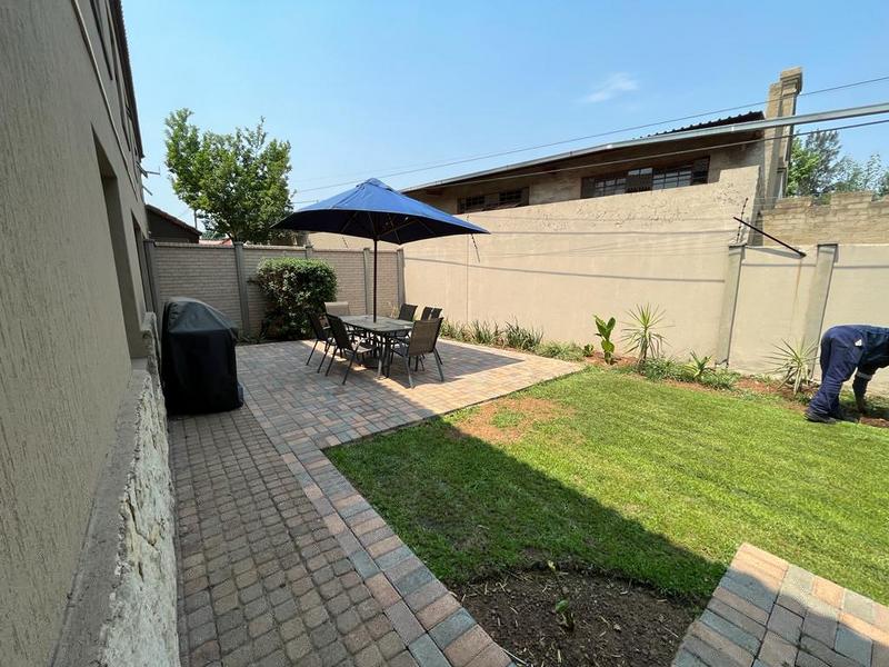 3 Bedroom Property for Sale in Sylviavale Gauteng