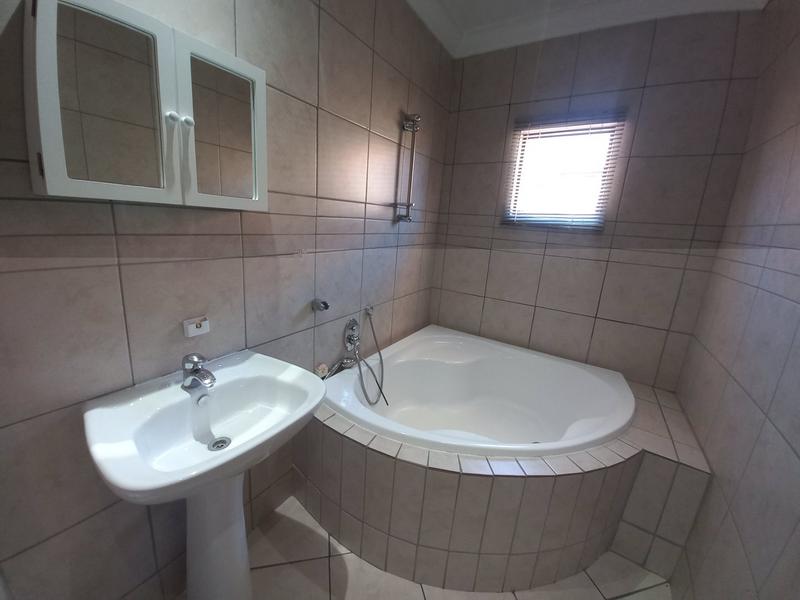 3 Bedroom Property for Sale in Sylviavale Gauteng