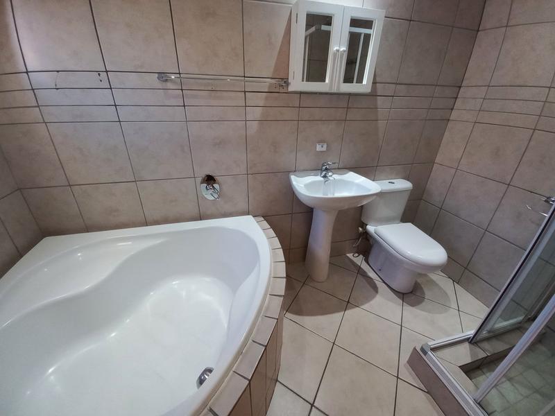 3 Bedroom Property for Sale in Sylviavale Gauteng